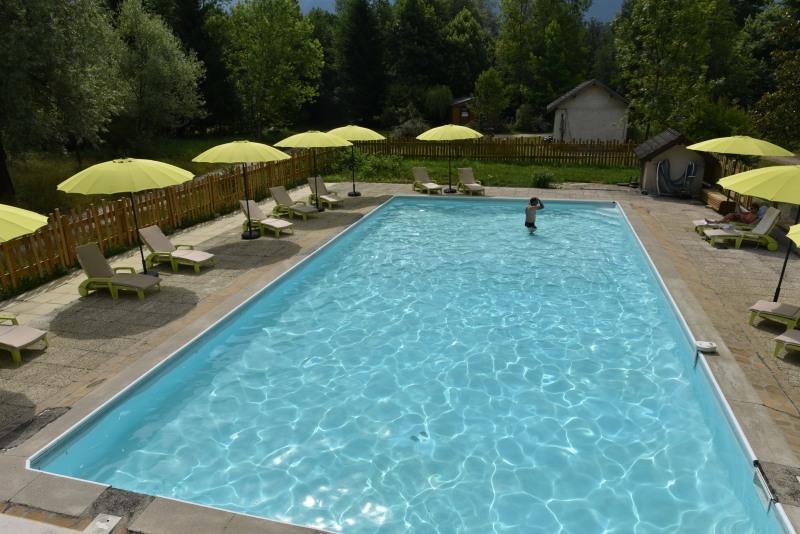 Les Lodges Du Lac Saint-Alban-de-Montbel Exterior foto